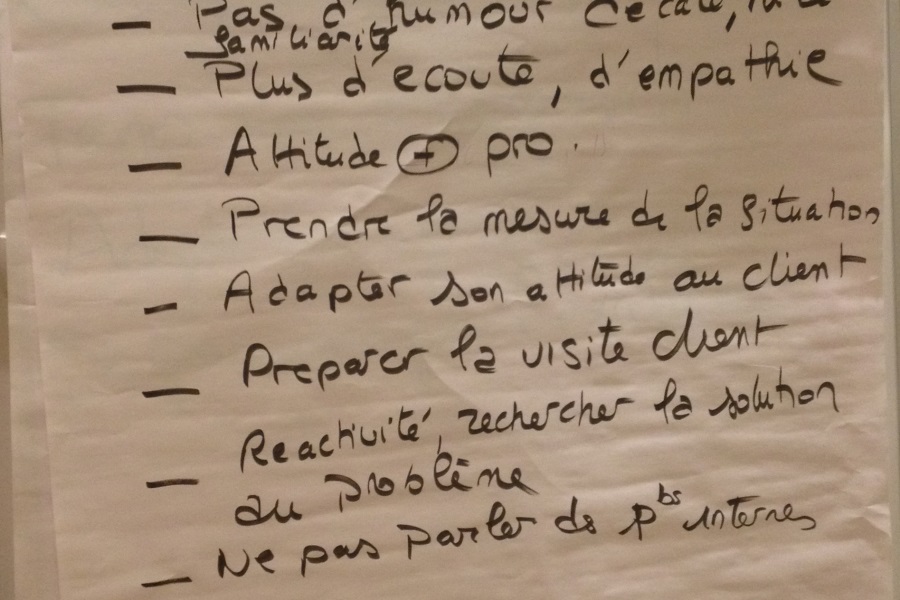 Théâtre interactif utilisé par Akzonobel Theatre Entreprise : outils de communication utilisé par Akzonobel pour présenter les nouvelles valeurs du groupe
