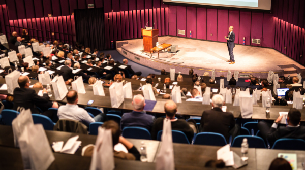 Changement de décor : Scénarisation de vos plénières